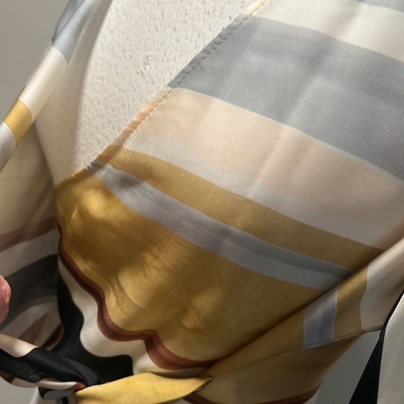 Zara XS wrap blouse - Picture 4 of 6